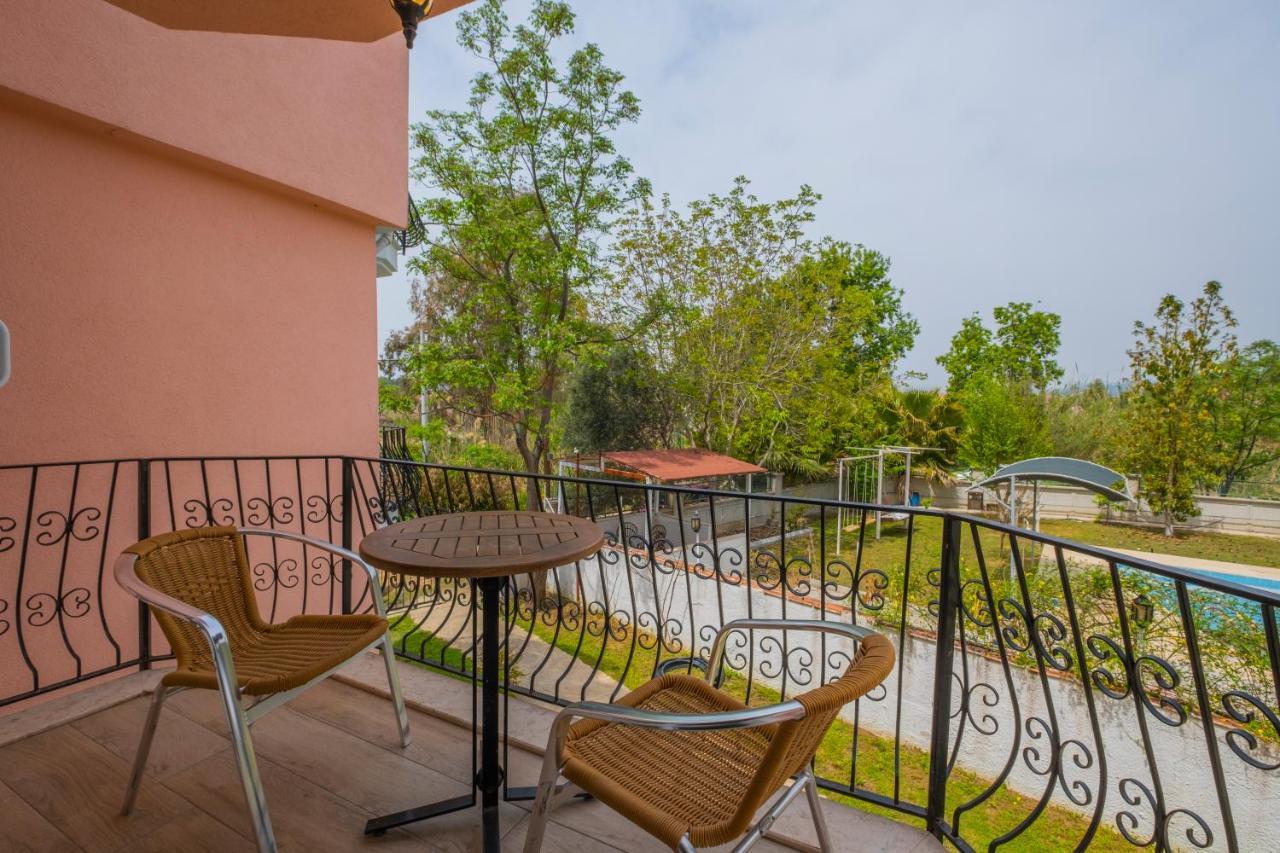 Infinity Lily Vakantiepark 2*